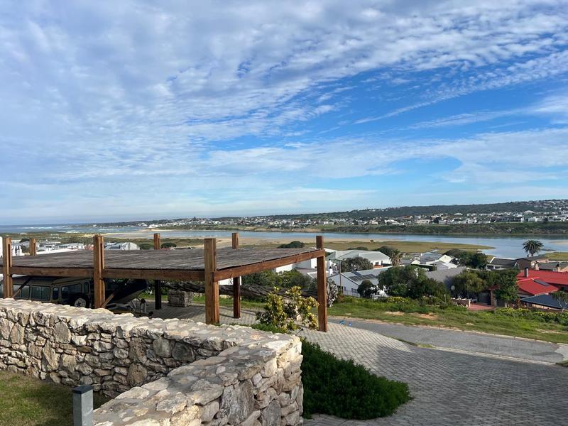 4 Bedroom Property for Sale in Stilbaai East Western Cape